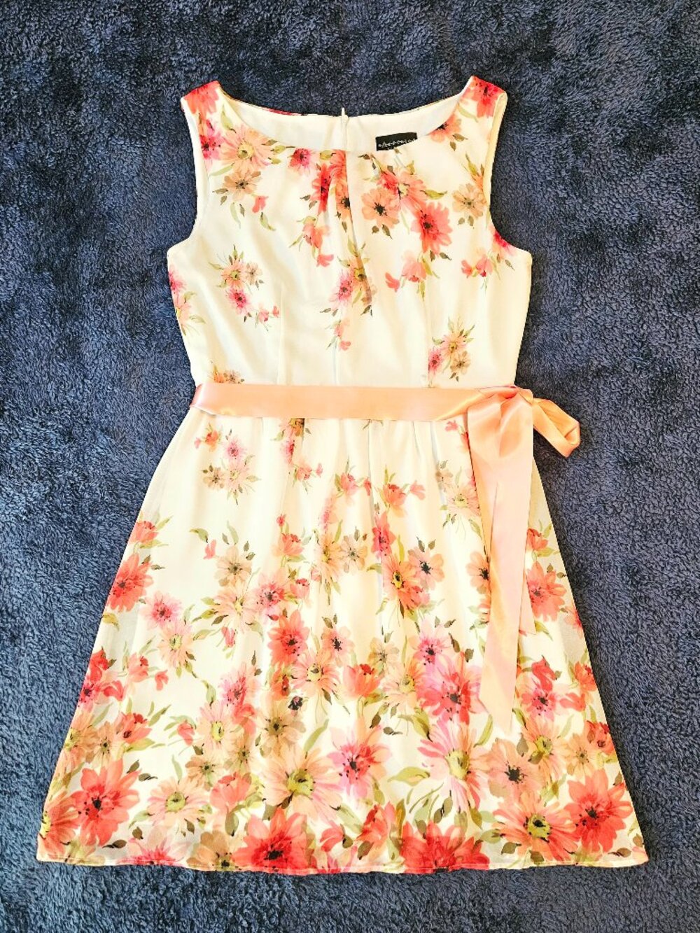 Connected Apparel Women's Petite Sleeveless Chiffon Dress Vibrant Floral Sz 10P